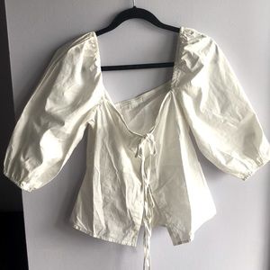 ✨2 for $20✨Tie-up White Blouse